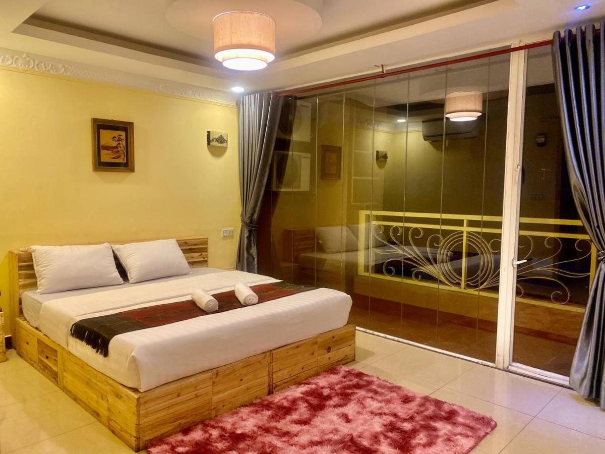 Soma Hotel Phnompen Kültér fotó