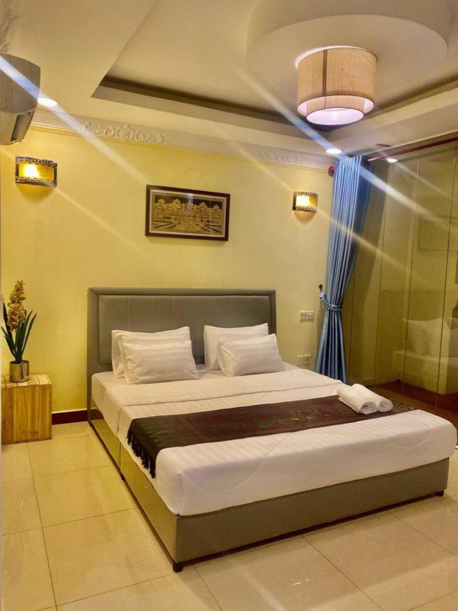 Soma Hotel Phnompen Kültér fotó